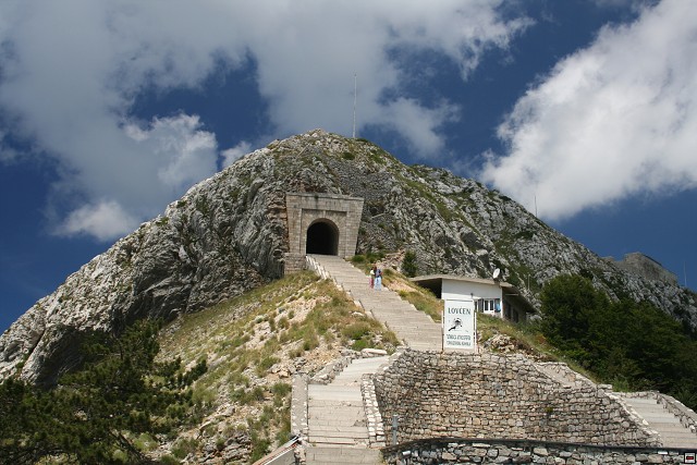 img00017.jpg