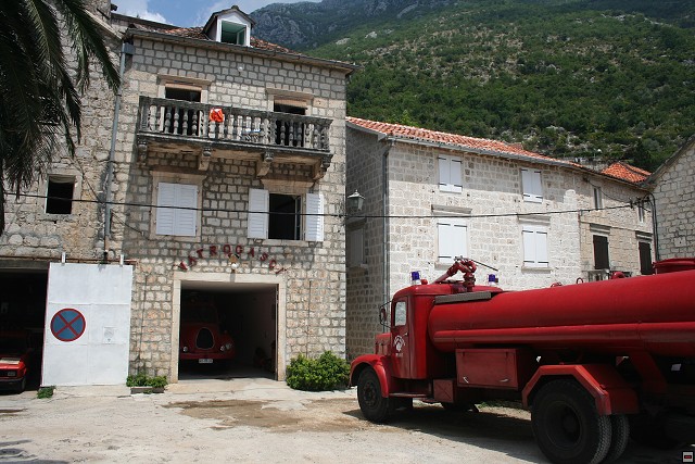 img00024.jpg