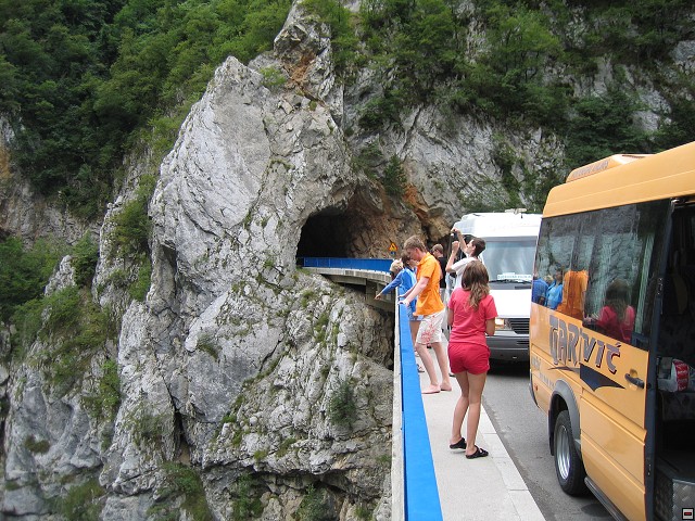 img00006.jpg