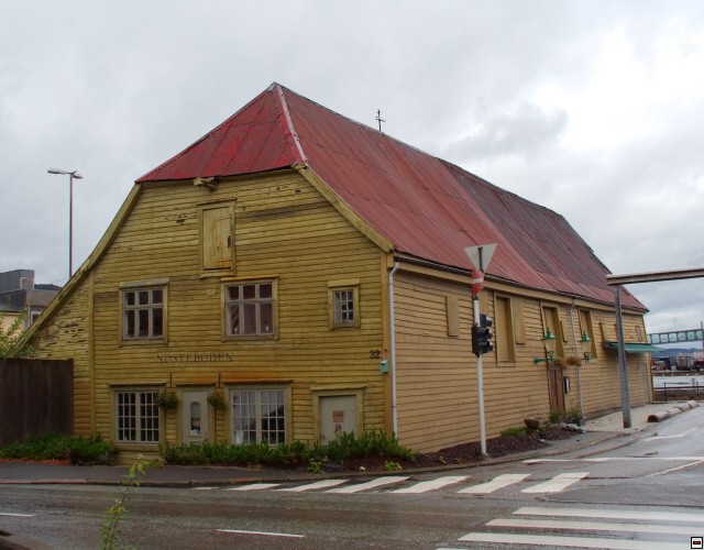 img00004.jpg