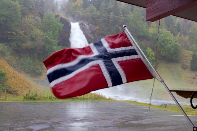 img00017.jpg