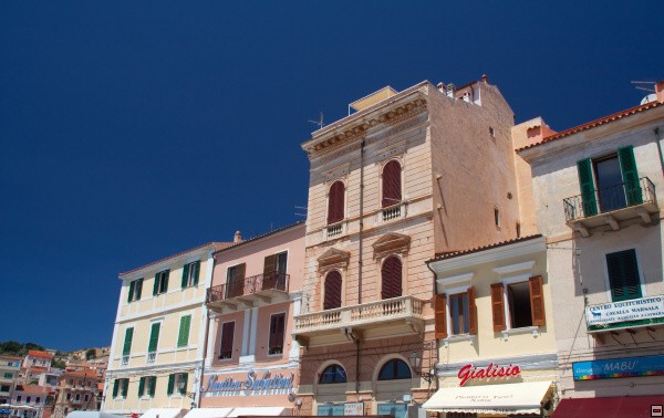 img00014.jpg