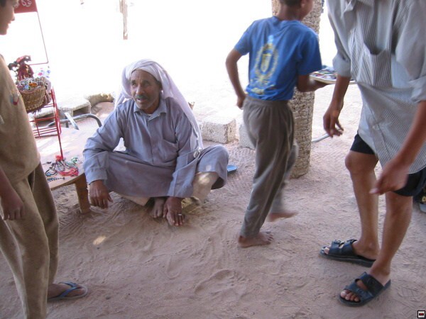 img00004.jpg