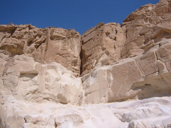 img00012.jpg