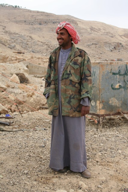 img00044.jpg