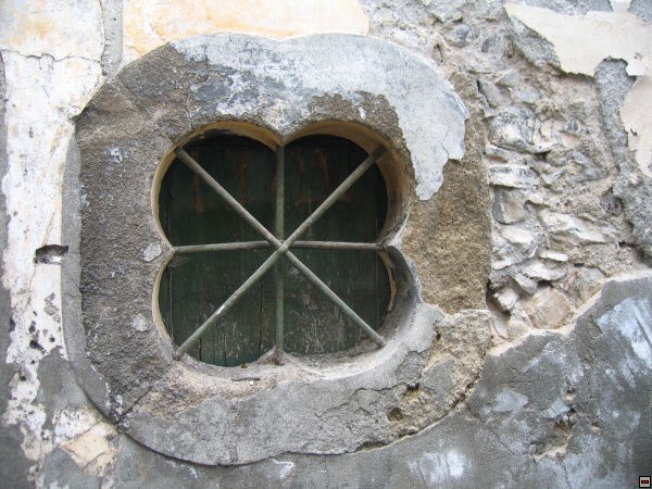 img00014.jpg